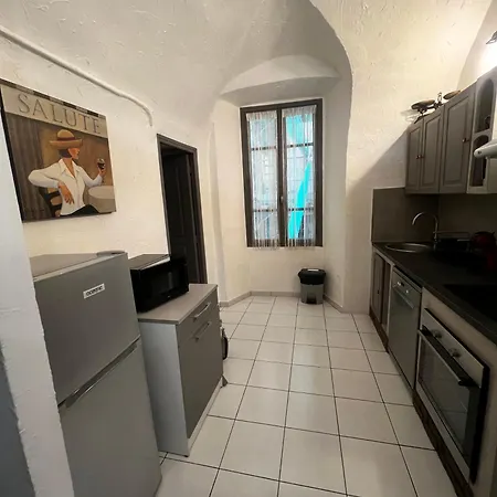 Joli T3 Dans Le Centre De * Bastia (Corsica)