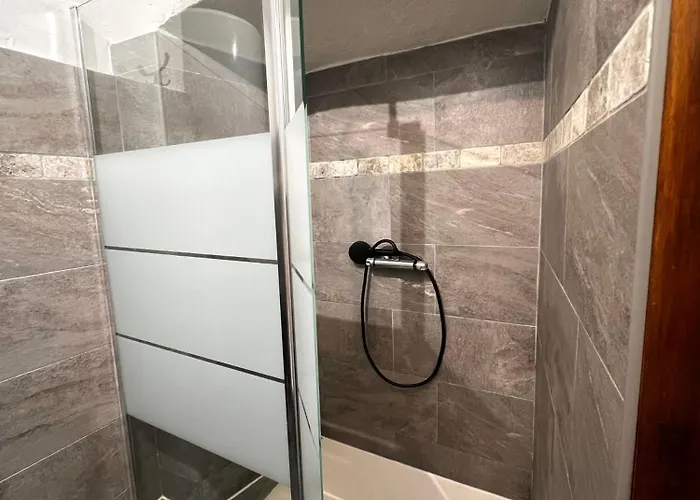 Joli T3 Dans Le Centre De Daire